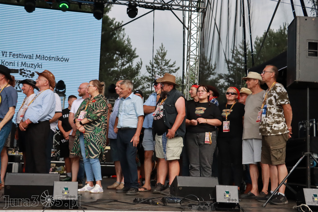 Fotorelacja VIII: Ogłoszenie wyników konkursu MOTO LEGENDY - Festiwal z Kopyta w Gniazdowie