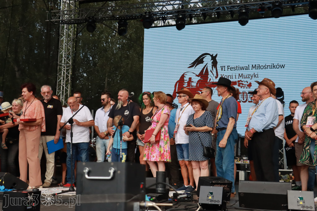 Fotorelacja VIII: Ogłoszenie wyników konkursu MOTO LEGENDY - Festiwal z Kopyta w Gniazdowie