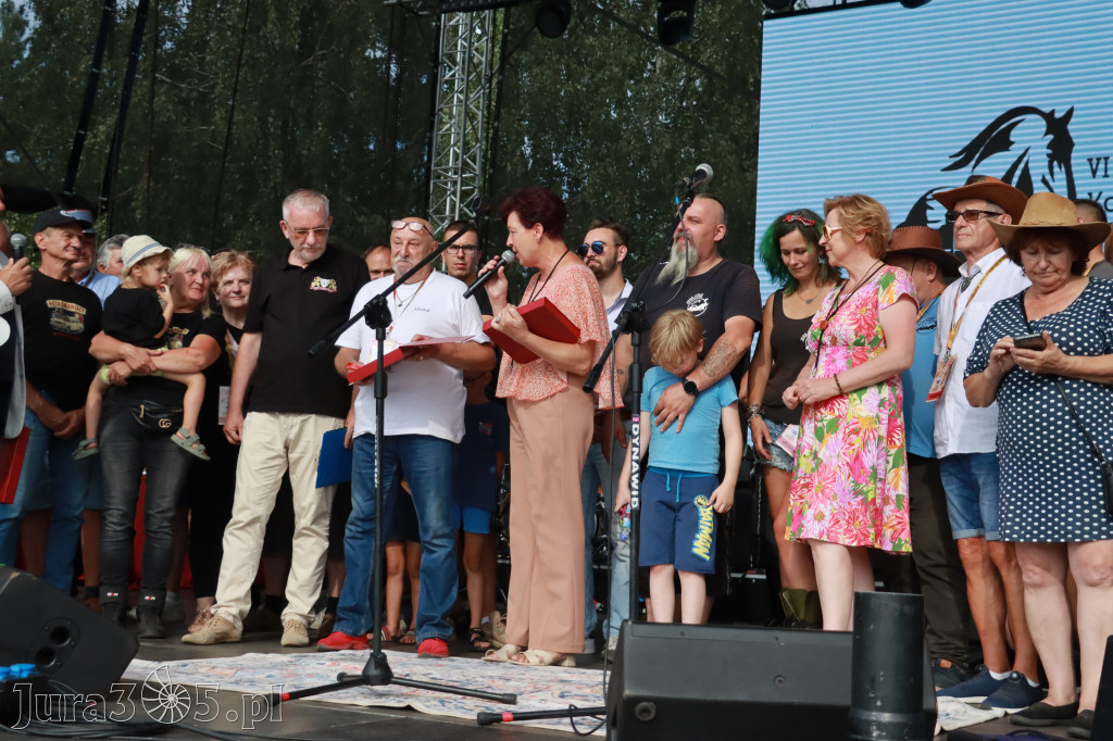 Fotorelacja VIII: Ogłoszenie wyników konkursu MOTO LEGENDY - Festiwal z Kopyta w Gniazdowie