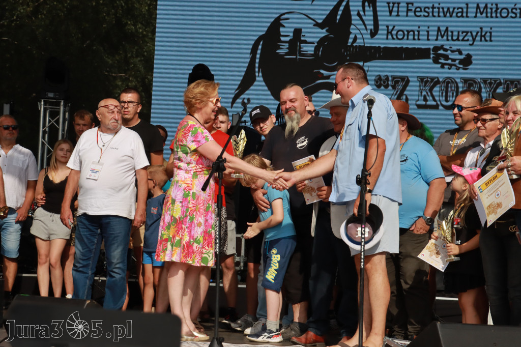 Fotorelacja VIII: Ogłoszenie wyników konkursu MOTO LEGENDY - Festiwal z Kopyta w Gniazdowie