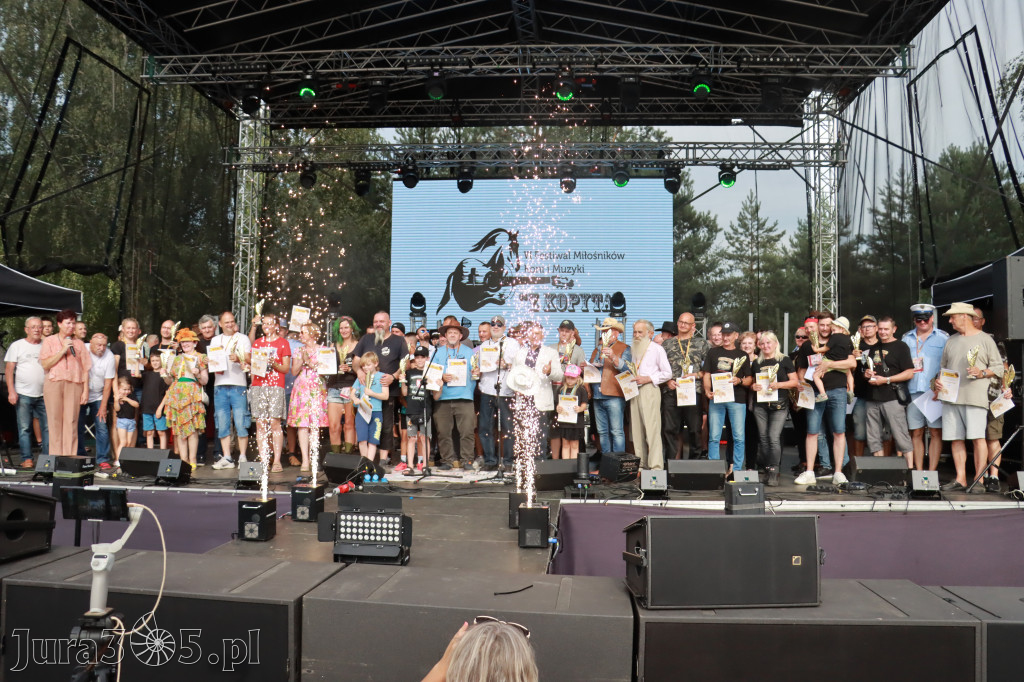 Fotorelacja VIII: Ogłoszenie wyników konkursu MOTO LEGENDY - Festiwal z Kopyta w Gniazdowie