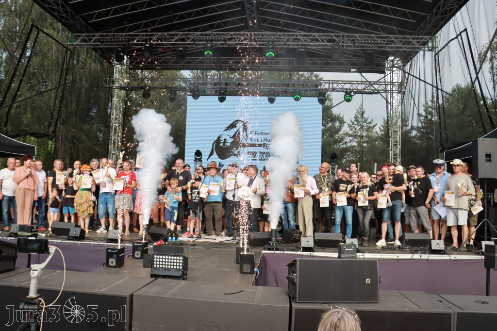 Fotorelacja VIII: Ogłoszenie wyników konkursu MOTO LEGENDY - Festiwal z Kopyta w Gniazdowie