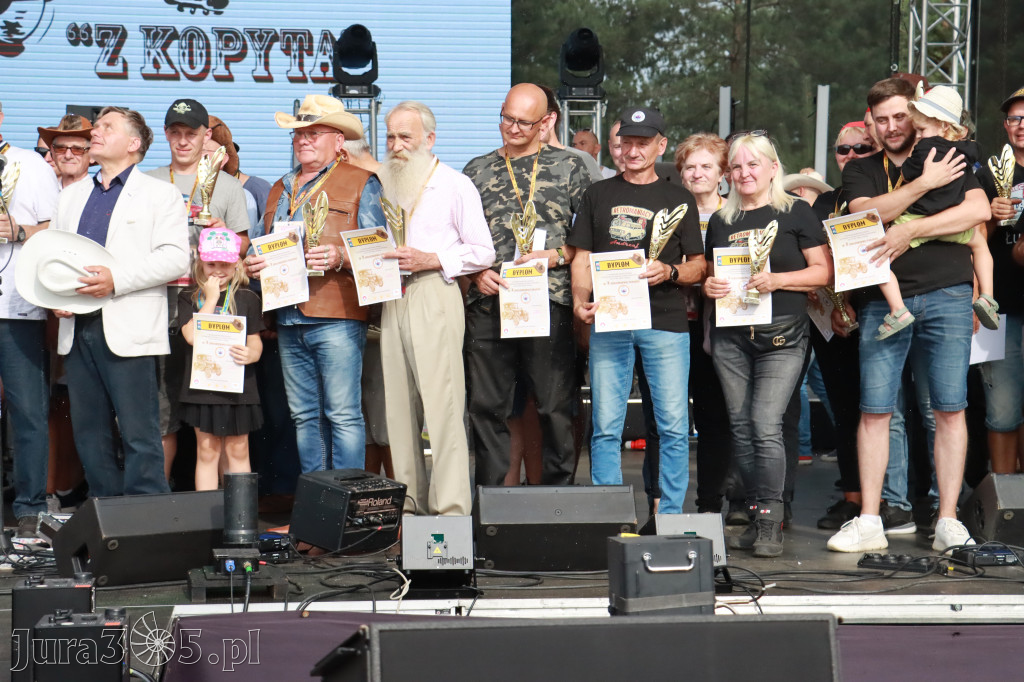 Fotorelacja VIII: Ogłoszenie wyników konkursu MOTO LEGENDY - Festiwal z Kopyta w Gniazdowie