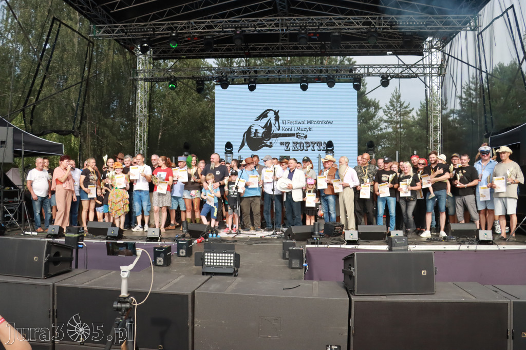 Fotorelacja VIII: Ogłoszenie wyników konkursu MOTO LEGENDY - Festiwal z Kopyta w Gniazdowie