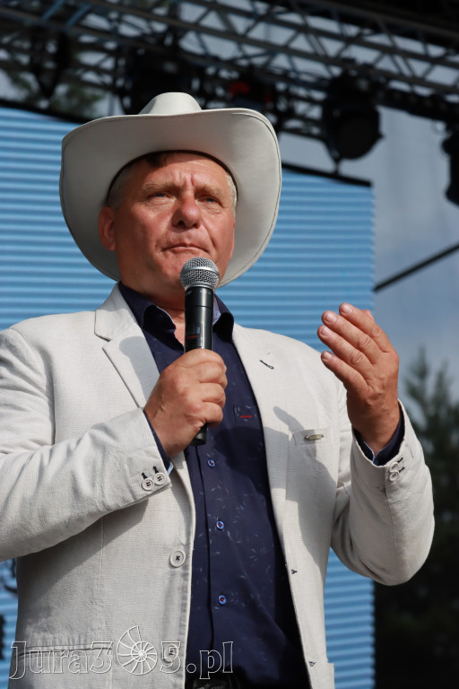 Fotorelacja IX: Występ Mai Boguckiej i zespołu Droga na Ostrołękę - Festiwal z Kopyta w Gniazdowie