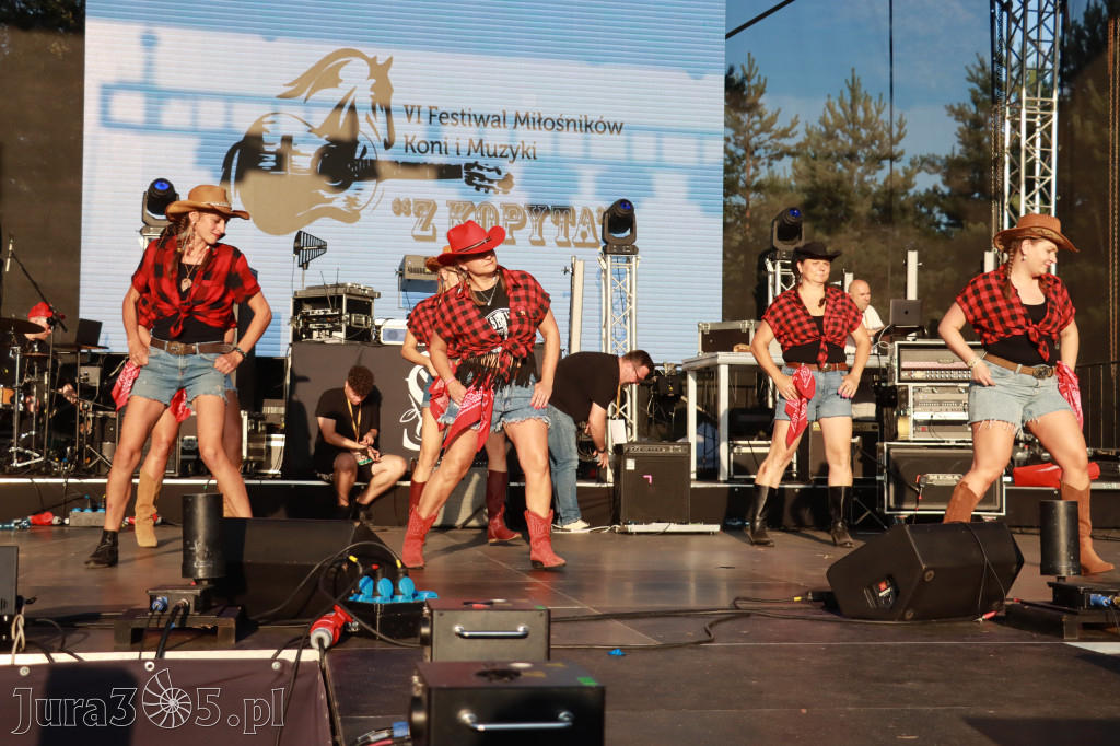 Fotorelacja X: Niebiańskie Kowbojki - Festiwal z Kopyta w Gniazdowie