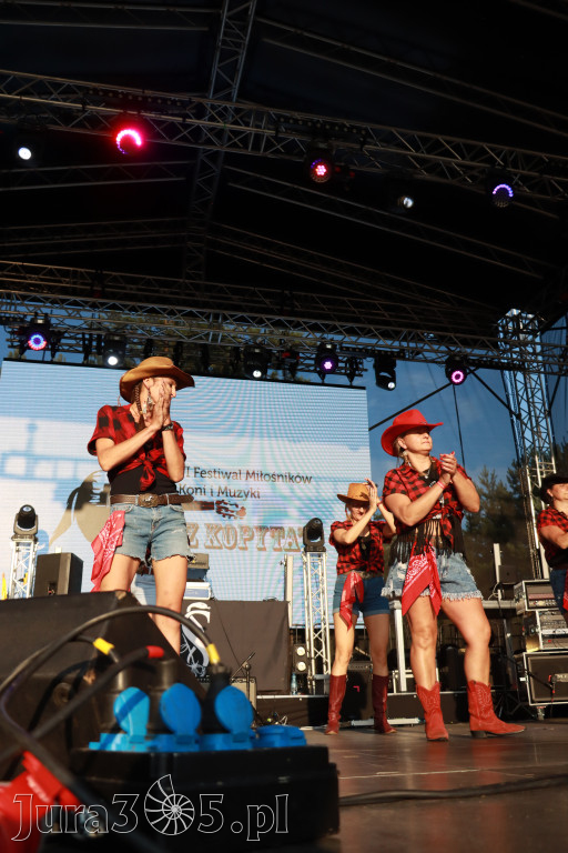 Fotorelacja X: Niebiańskie Kowbojki - Festiwal z Kopyta w Gniazdowie