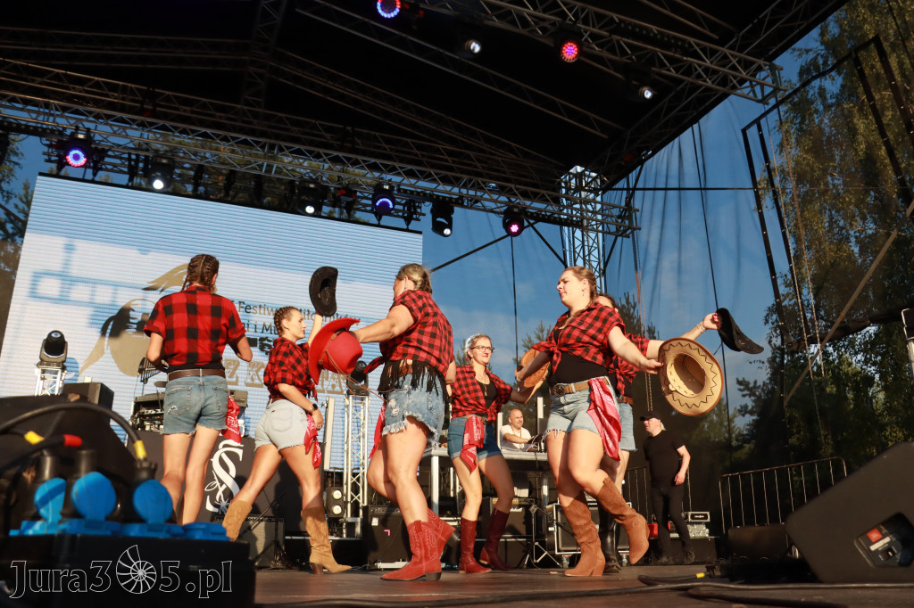 Fotorelacja X: Niebiańskie Kowbojki - Festiwal z Kopyta w Gniazdowie