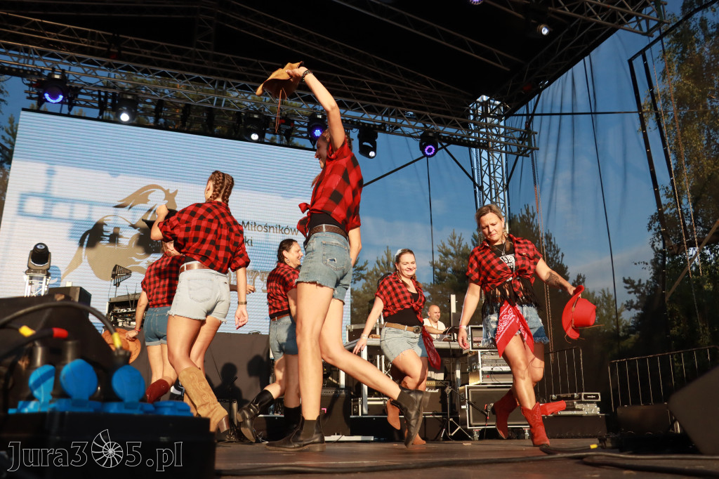 Fotorelacja X: Niebiańskie Kowbojki - Festiwal z Kopyta w Gniazdowie