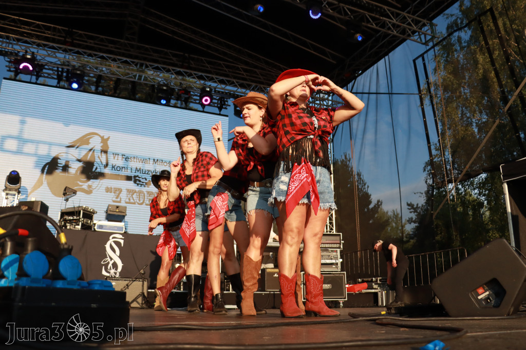 Fotorelacja X: Niebiańskie Kowbojki - Festiwal z Kopyta w Gniazdowie