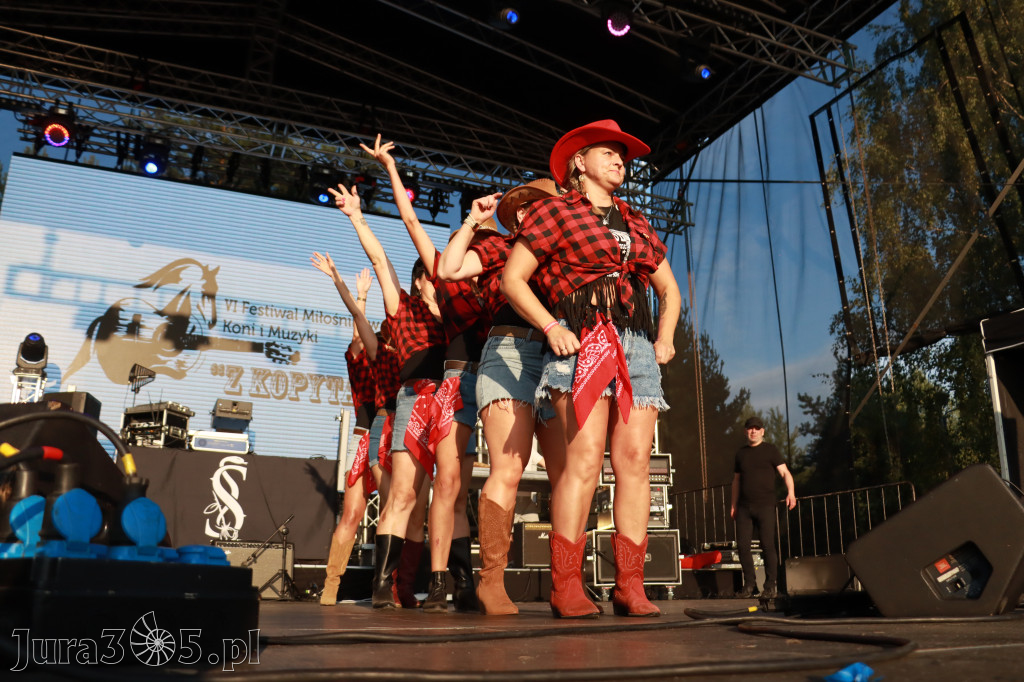 Fotorelacja X: Niebiańskie Kowbojki - Festiwal z Kopyta w Gniazdowie