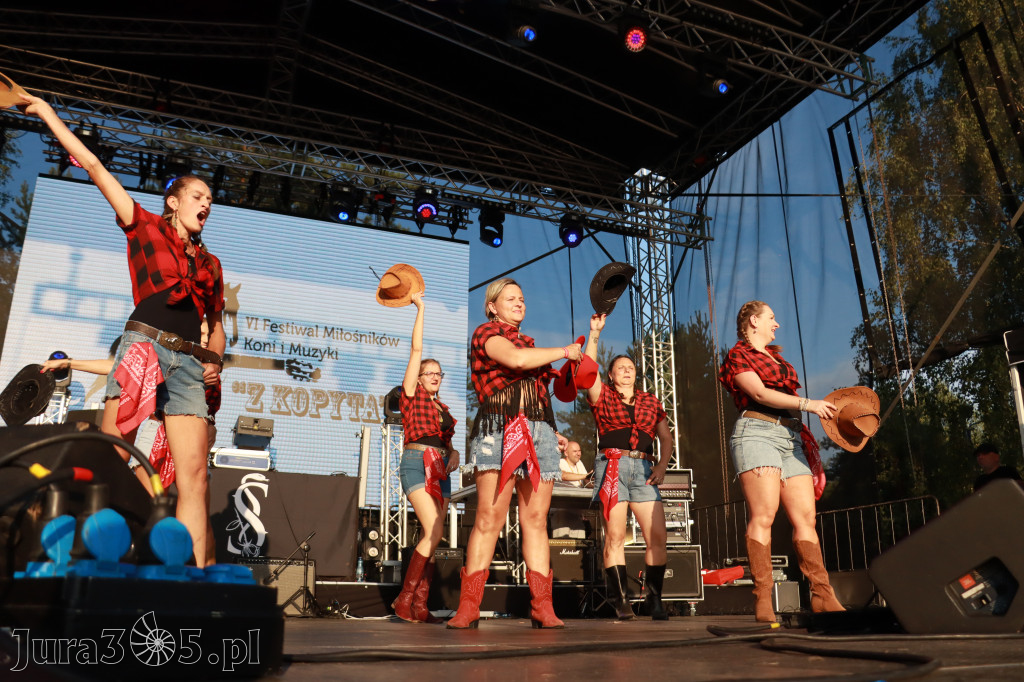 Fotorelacja X: Niebiańskie Kowbojki - Festiwal z Kopyta w Gniazdowie