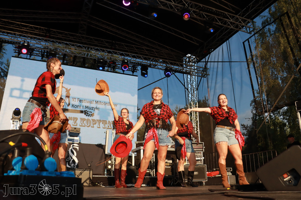 Fotorelacja X: Niebiańskie Kowbojki - Festiwal z Kopyta w Gniazdowie