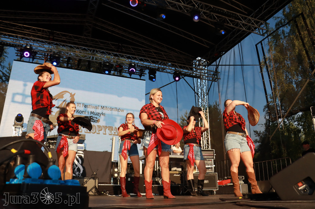 Fotorelacja X: Niebiańskie Kowbojki - Festiwal z Kopyta w Gniazdowie