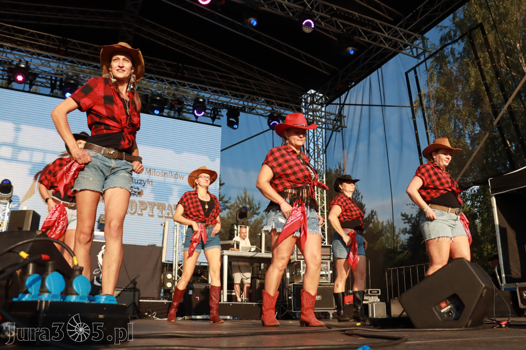 Fotorelacja X: Niebiańskie Kowbojki - Festiwal z Kopyta w Gniazdowie