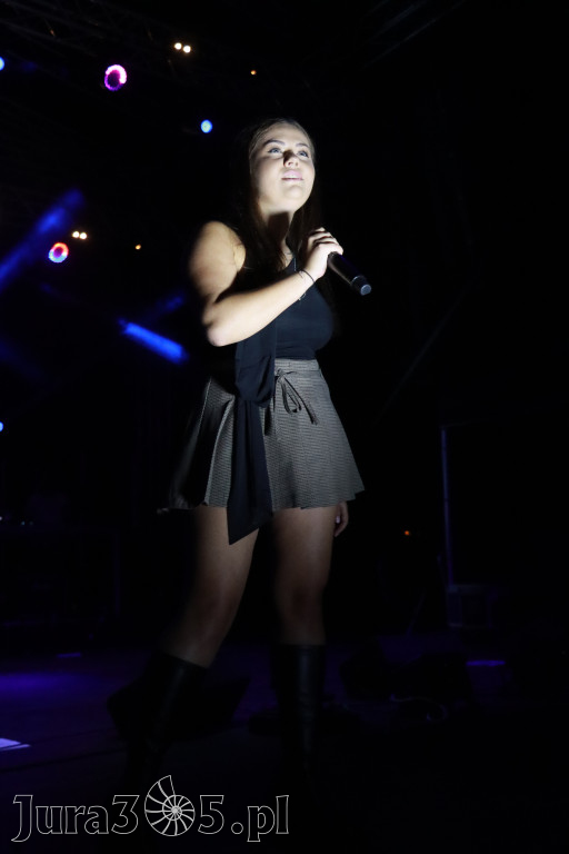 Fotorelacja XIII: Julia Tkacz solo i ze Smolastym - Festiwal z Kopyta w Gniazdowie