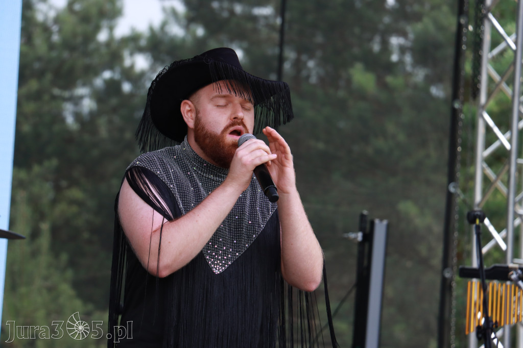 Fotorelacja XVI: Rozpoczęcie drugiego dnia Festiwalu z Kopyta - Ogólnopolski Konkursu COUNTRY STARS - soliści.