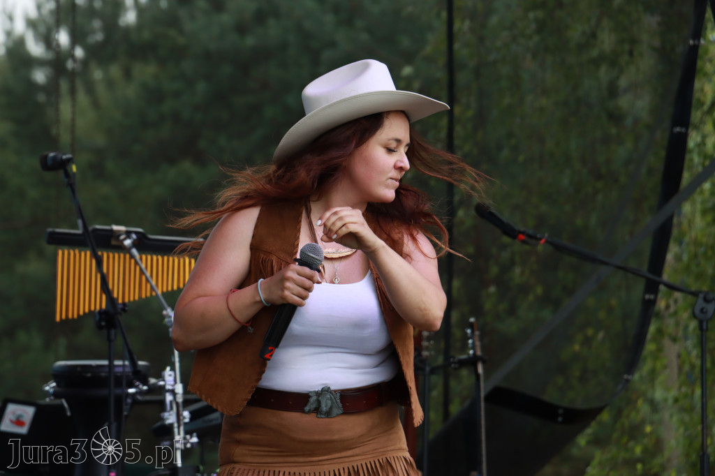 Fotorelacja XVI: Rozpoczęcie drugiego dnia Festiwalu z Kopyta - Ogólnopolski Konkursu COUNTRY STARS - soliści.