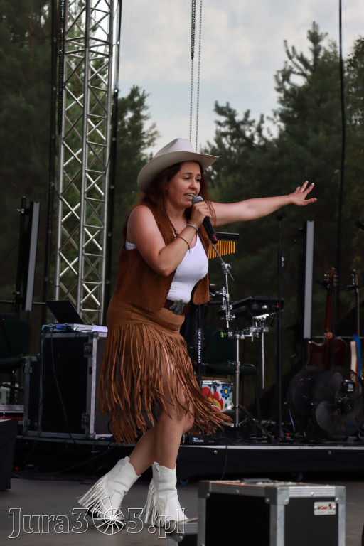 Fotorelacja XVI: Rozpoczęcie drugiego dnia Festiwalu z Kopyta - Ogólnopolski Konkursu COUNTRY STARS - soliści.