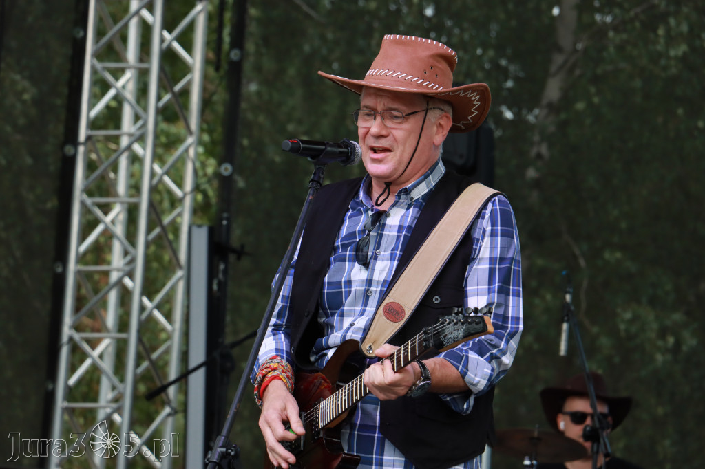 Fotorelacja XVI: Rozpoczęcie drugiego dnia Festiwalu z Kopyta - Ogólnopolski Konkursu COUNTRY STARS - soliści.