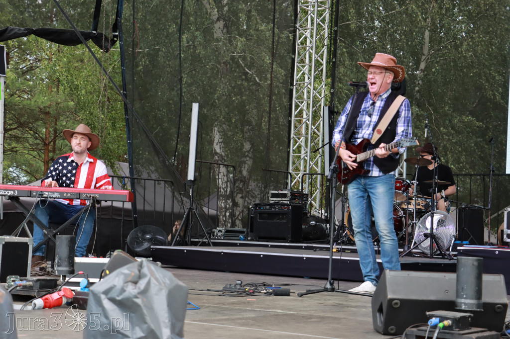 Fotorelacja XVI: Rozpoczęcie drugiego dnia Festiwalu z Kopyta - Ogólnopolski Konkursu COUNTRY STARS - soliści.