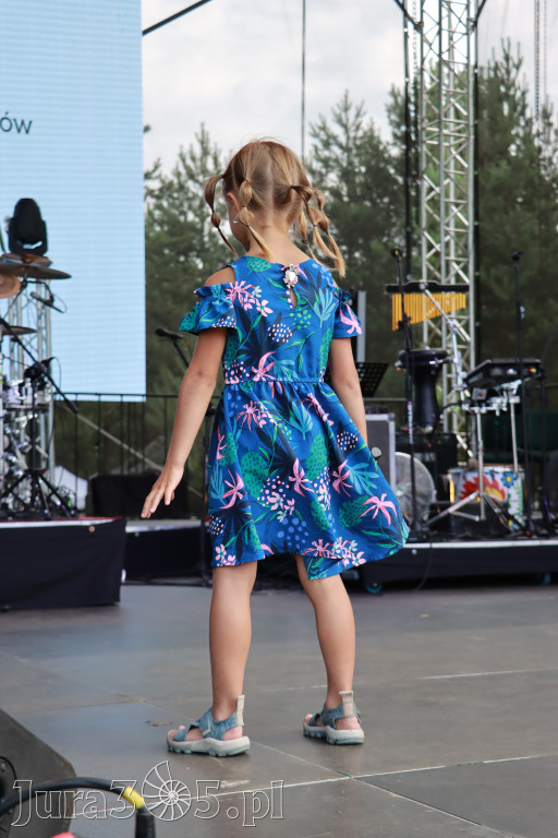 Fotorelacji XVIII: Taniec, muzyka i śpiew na Festiwalu z Kopyta w Gniazdowie