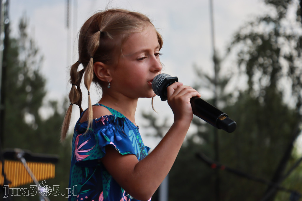 Fotorelacji XVIII: Taniec, muzyka i śpiew na Festiwalu z Kopyta w Gniazdowie