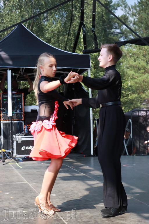 Fotorelacji XVIII: Taniec, muzyka i śpiew na Festiwalu z Kopyta w Gniazdowie