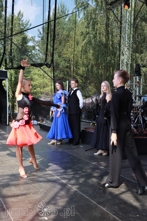 Fotorelacji XVIII: Taniec, muzyka i śpiew na Festiwalu z Kopyta w Gniazdowie