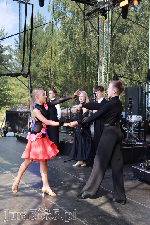 Fotorelacji XVIII: Taniec, muzyka i śpiew na Festiwalu z Kopyta w Gniazdowie