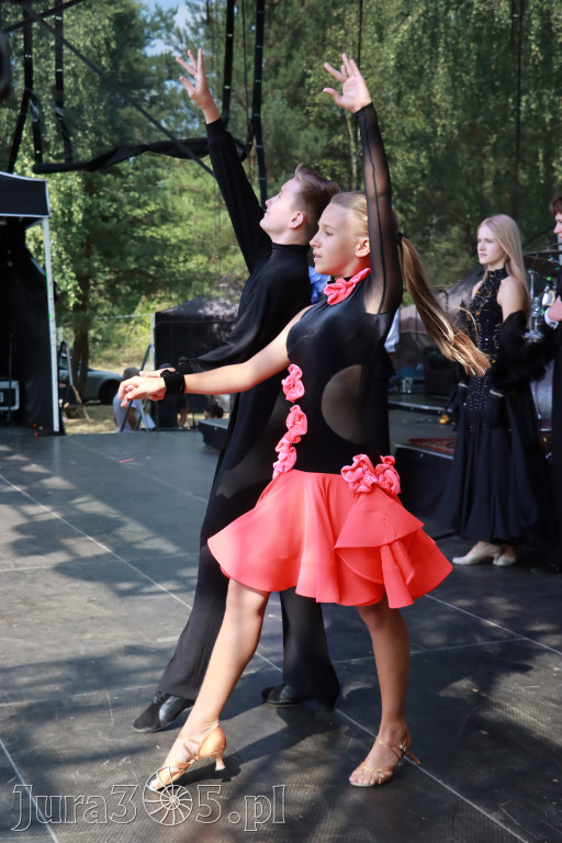Fotorelacji XVIII: Taniec, muzyka i śpiew na Festiwalu z Kopyta w Gniazdowie