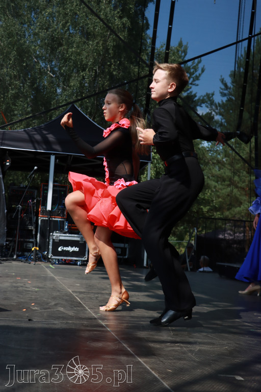Fotorelacji XVIII: Taniec, muzyka i śpiew na Festiwalu z Kopyta w Gniazdowie