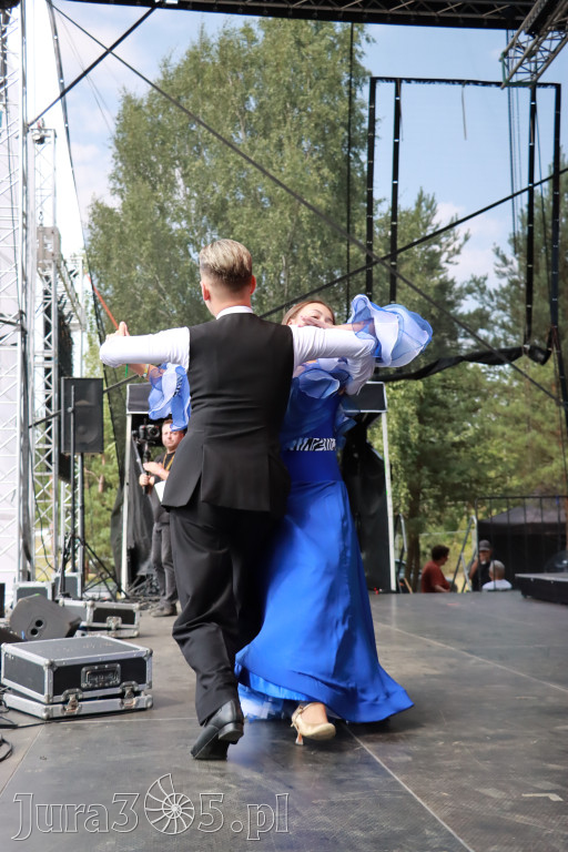 Fotorelacji XVIII: Taniec, muzyka i śpiew na Festiwalu z Kopyta w Gniazdowie