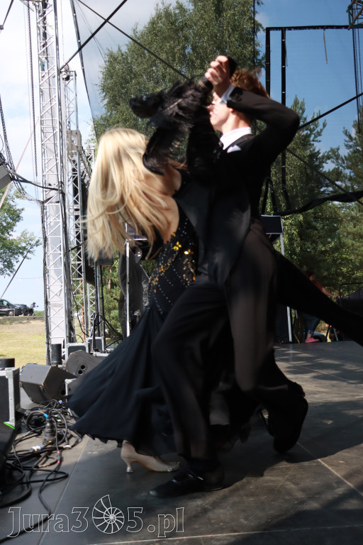 Fotorelacji XVIII: Taniec, muzyka i śpiew na Festiwalu z Kopyta w Gniazdowie