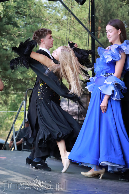Fotorelacji XVIII: Taniec, muzyka i śpiew na Festiwalu z Kopyta w Gniazdowie