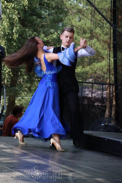 Fotorelacji XVIII: Taniec, muzyka i śpiew na Festiwalu z Kopyta w Gniazdowie
