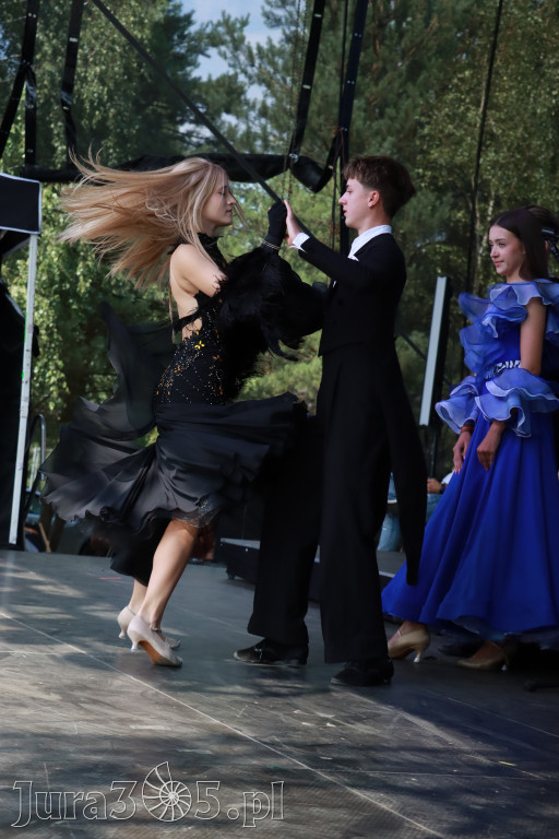 Fotorelacji XVIII: Taniec, muzyka i śpiew na Festiwalu z Kopyta w Gniazdowie