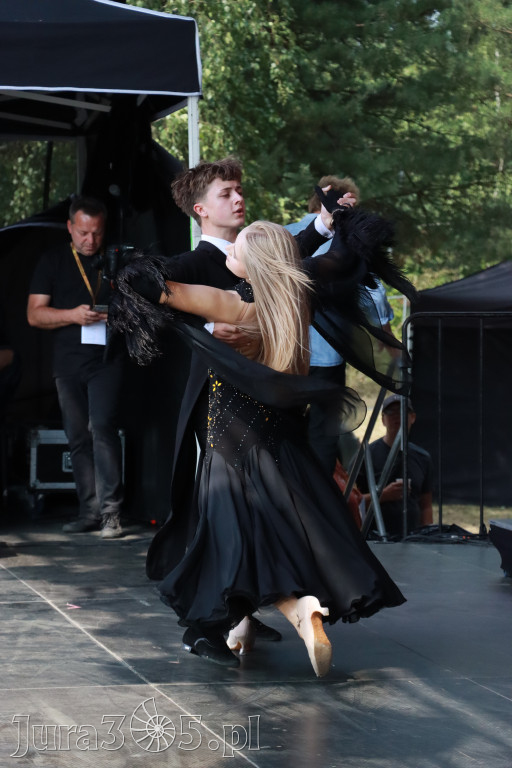 Fotorelacji XVIII: Taniec, muzyka i śpiew na Festiwalu z Kopyta w Gniazdowie