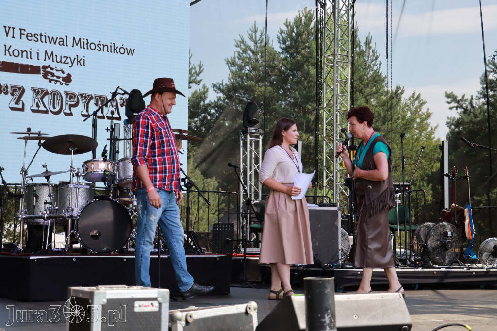 Fotorelacja XIX: Konkurs na strój w stylu Country - Festiwal z Kopyta w Gniazdowie