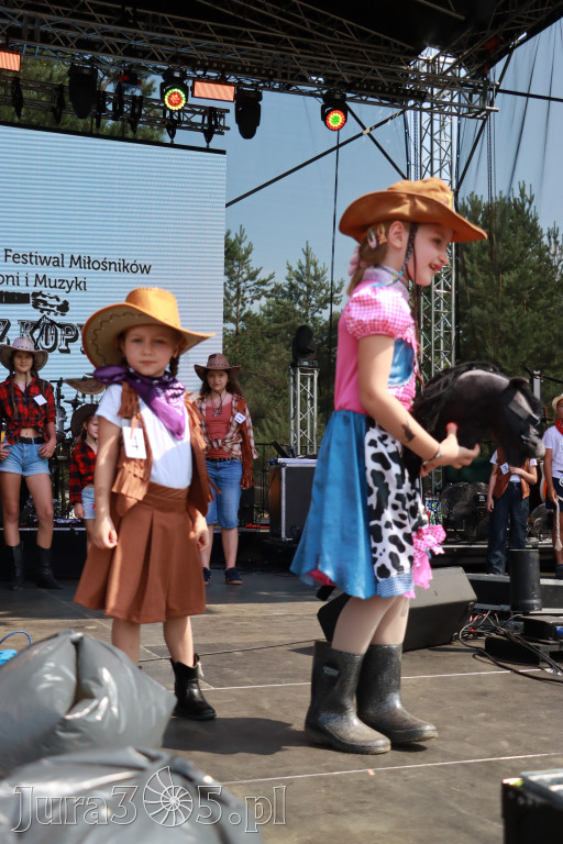 Fotorelacja XIX: Konkurs na strój w stylu Country - Festiwal z Kopyta w Gniazdowie