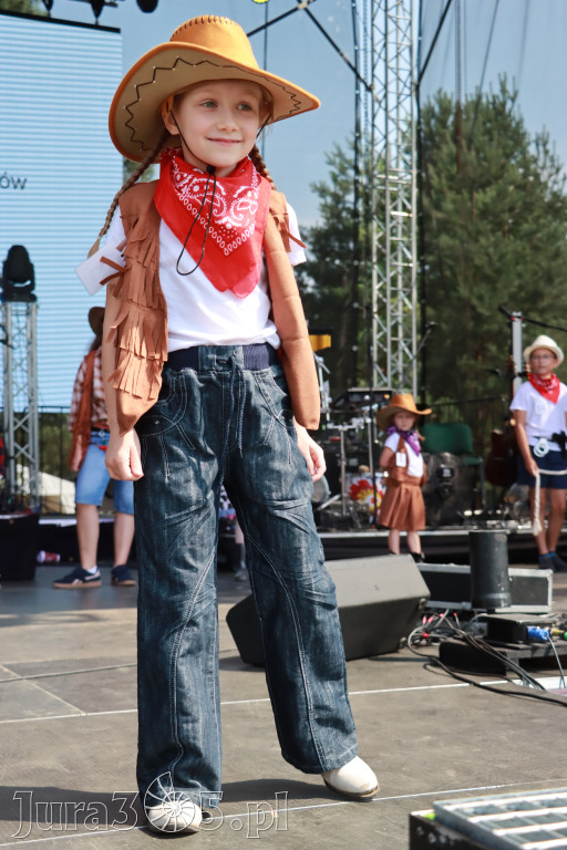 Fotorelacja XIX: Konkurs na strój w stylu Country - Festiwal z Kopyta w Gniazdowie