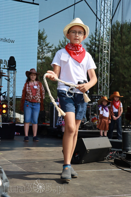 Fotorelacja XIX: Konkurs na strój w stylu Country - Festiwal z Kopyta w Gniazdowie