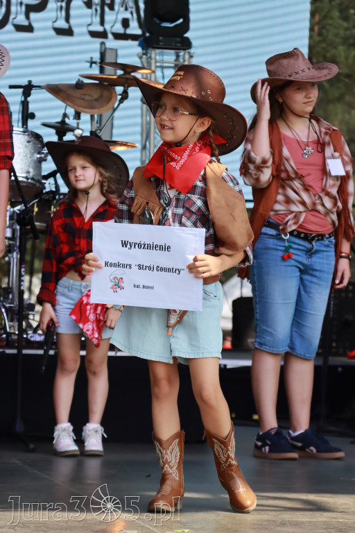 Fotorelacja XIX: Konkurs na strój w stylu Country - Festiwal z Kopyta w Gniazdowie