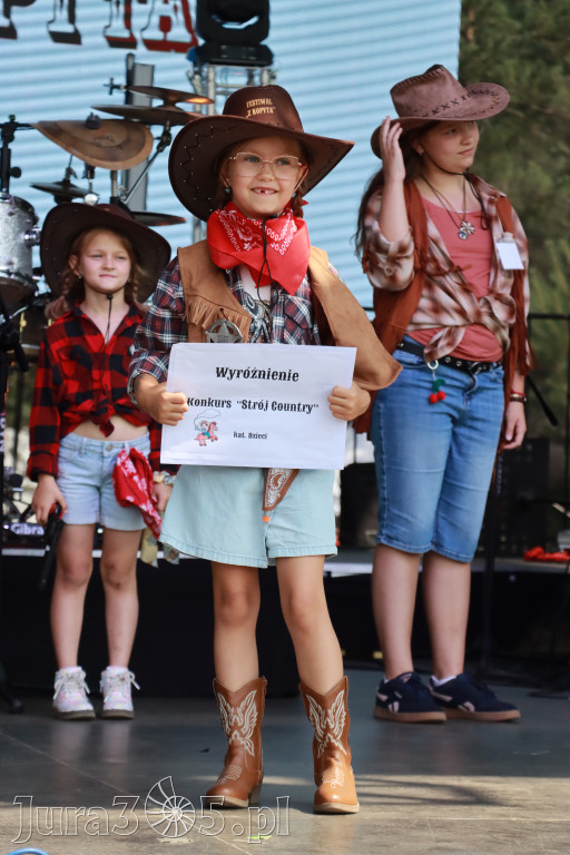 Fotorelacja XIX: Konkurs na strój w stylu Country - Festiwal z Kopyta w Gniazdowie
