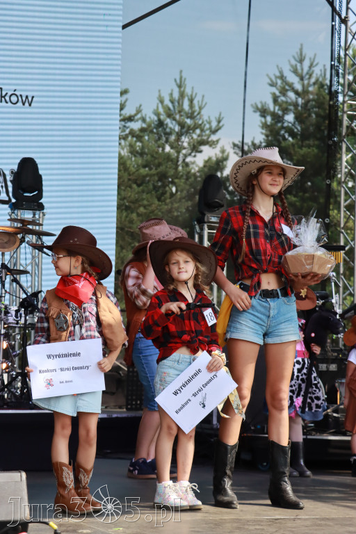 Fotorelacja XIX: Konkurs na strój w stylu Country - Festiwal z Kopyta w Gniazdowie