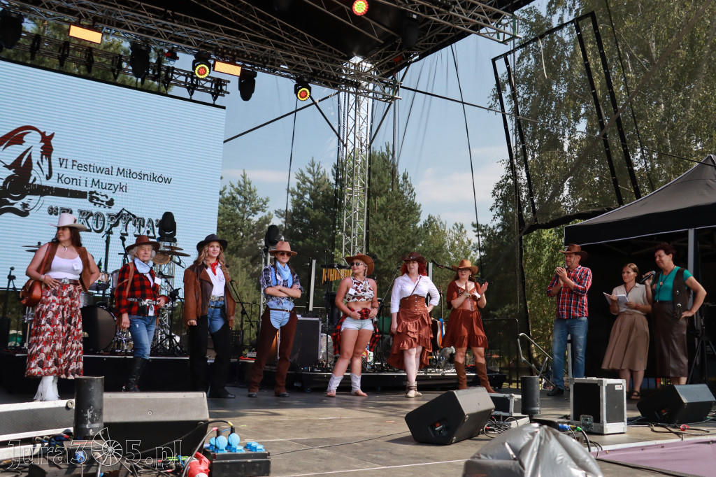 Fotorelacja XIX: Konkurs na strój w stylu Country - Festiwal z Kopyta w Gniazdowie