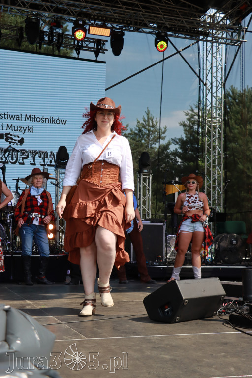 Fotorelacja XIX: Konkurs na strój w stylu Country - Festiwal z Kopyta w Gniazdowie