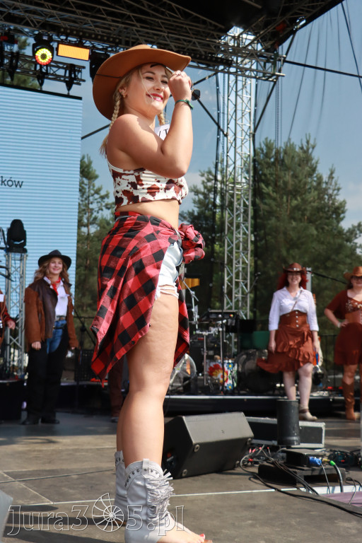 Fotorelacja XIX: Konkurs na strój w stylu Country - Festiwal z Kopyta w Gniazdowie