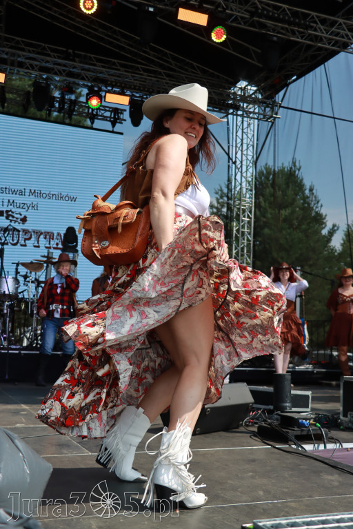 Fotorelacja XIX: Konkurs na strój w stylu Country - Festiwal z Kopyta w Gniazdowie