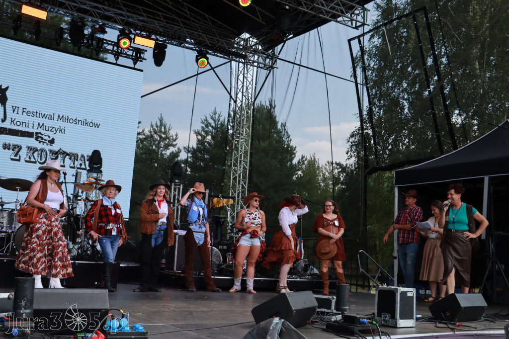 Fotorelacja XIX: Konkurs na strój w stylu Country - Festiwal z Kopyta w Gniazdowie